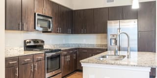 Luxe at Katy Gallery 5