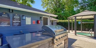 Creekside Village Apartments Gallery 29