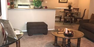 Colonies Landing Apartments Gallery 3
