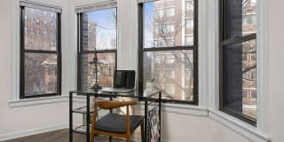 515 West Briar Gallery 16