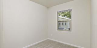 Laurel Manor Gallery 2