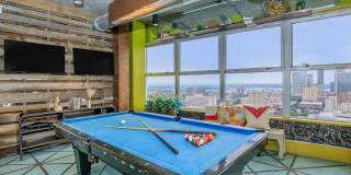 800 Tower City Club Apartments Gallery 10