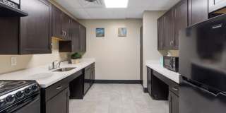 Lakeview Tower - Senior Community Gallery 4