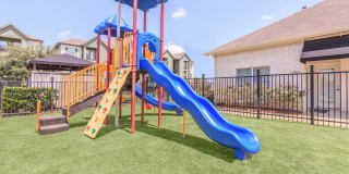 The Avenue Gallery 3