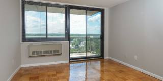 Harrison Somerset Gallery 13