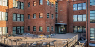 Petersburg ArtistSpace Lofts Gallery 85