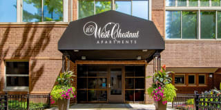 100 West Chestnut Apartments Gallery 20