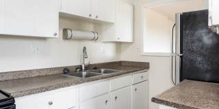 Meridian Garden Apartments Gallery 2
