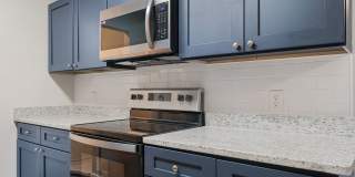 Hampton Place Luxury Apartment Gallery 1