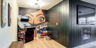 Creekside Village Apartments Gallery 24