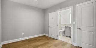 Riverwalk North Gallery 19