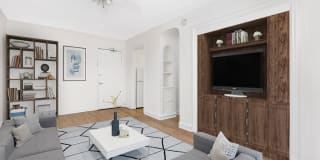 515 West Briar Gallery 15