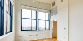 Petersburg ArtistSpace Lofts Gallery 35