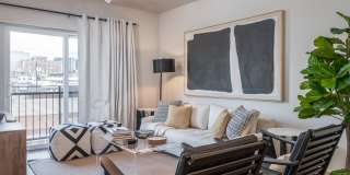 The Waterline Apartments Gallery 4