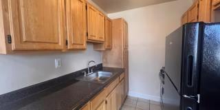 Roosevelt Plaza Gallery 1