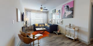 Yugo Greenville Uptown - Student Housing Gallery 70