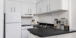 455 West Wellington Gallery 16