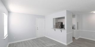 Shelby Grove Apartments Gallery 11