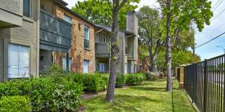 Preston Pointe Gallery 16