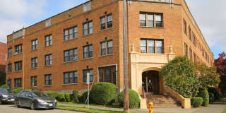 The Lola Apartments Gallery 13