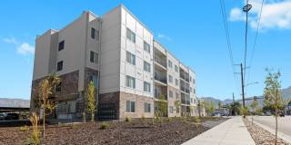 Wall & 17th Gallery 16