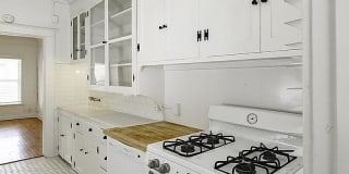 The Kensington Gallery 3