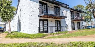 The Residences at Lakeview Gallery 29