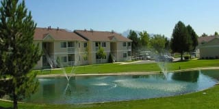 Lakeside Village Gallery 19