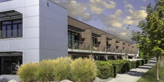 21 and View Gallery 13