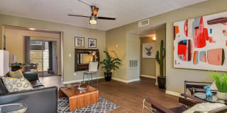 Seventeen 805 Gallery 2