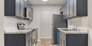 Hampton Place Luxury Apartment Gallery 2