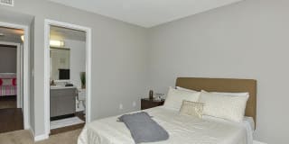 Seventeen 805 Gallery 10