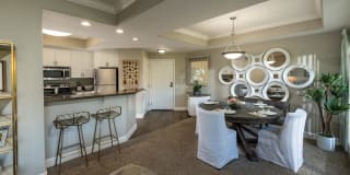 The Carlyle Gallery 19