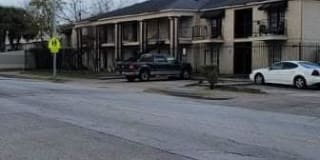 Colonial Woods Apartments Gallery 7