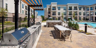 Ten 45 Suwanee Luxury Apartments Gallery 22