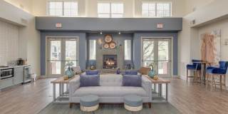Sunfield Lakes Apartments Gallery 2