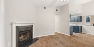 Hampton Place Luxury Apartment Gallery 12