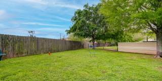 Paramount at Cedar Lodge Gallery 21