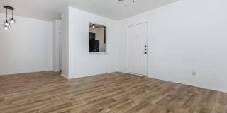 Casa Hills Apartments at Dallas West Gallery 6