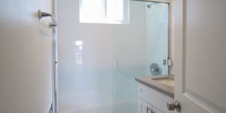 11424-11428 Killion St Gallery 15