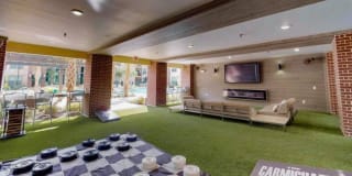 Carmichael Gallery 76