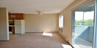 Chateau Montreal Gallery 28