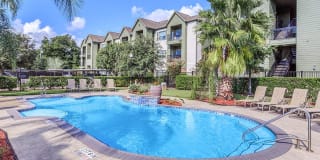 The Avenue Gallery 1