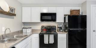 Worthington Commons Gallery 2