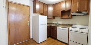 Bryant Manor Apartments Gallery 40