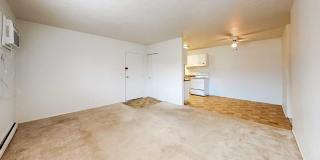 Kendall Manor Apartments Gallery 9