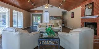 Hunters Creek Gallery 20