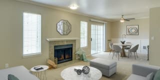 Carriage House Gallery 3
