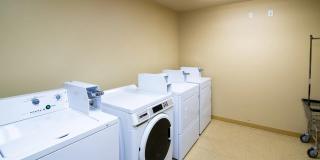 Alta Mira II - Senior Housing Gallery 9