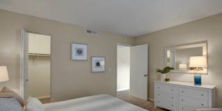 Lacota Apartments Gallery 11